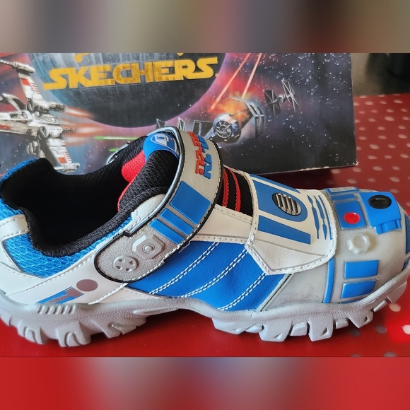 R2D2 Shoes - Picture 4 of 7